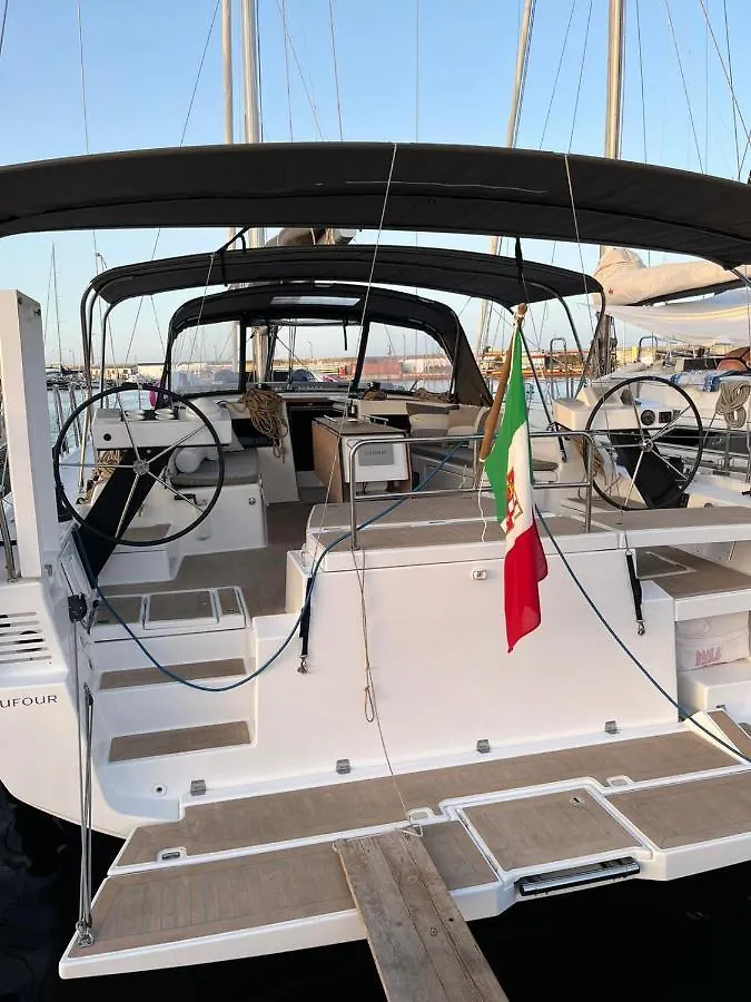 Botel Sama Houseboat Hotel Palermo Italy
